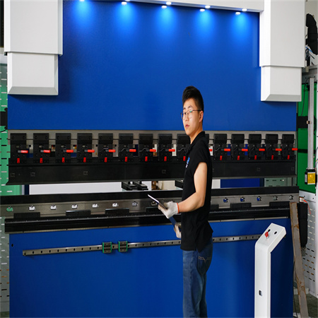 Accurl 8-axlig kantpresssmaskin med DA69T 3D-system CNC kantpressplåtsbockningsmaskin för byggnadsverk