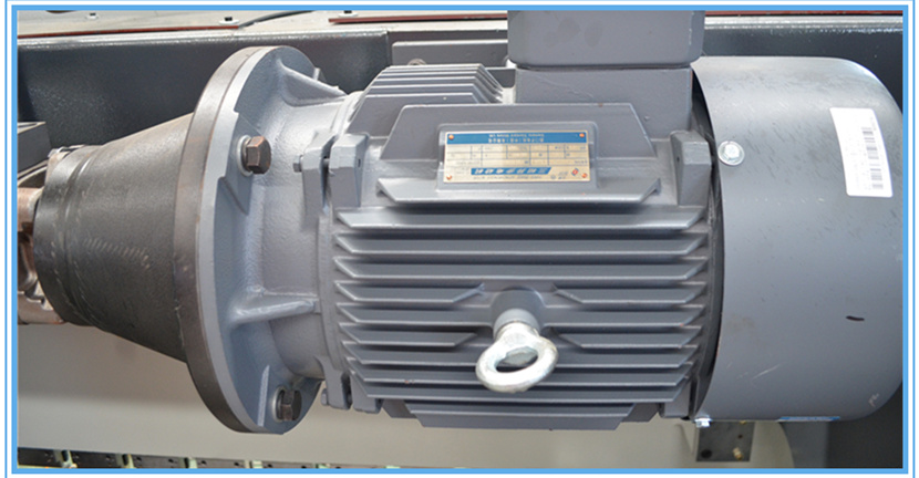 60t Q35-16 Hydraulic Ironworker Shearing Punching Bending And Notching Machine 60t Q35-16 Hydraulisk Ironworker klippning stansning bockning och hackmaskin