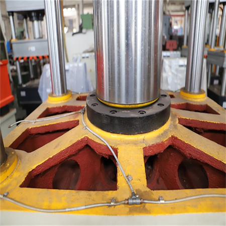 Liten manuell 30 ton hydraulisk pressmaskin som används för verkstad