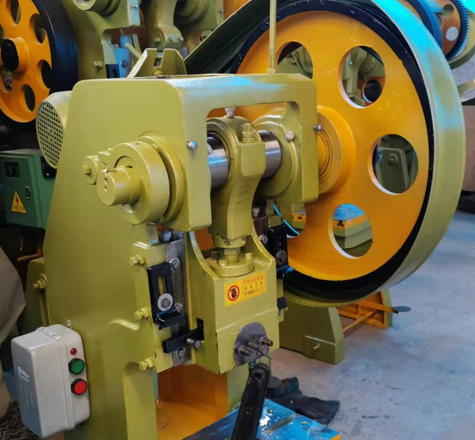 Mekanisk pressmaskin, 100 ton kraftpresspris